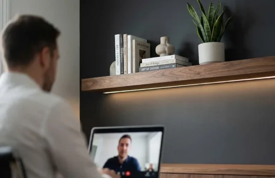 nalitees_zoom_backdrop_floating_shelf_wood_1